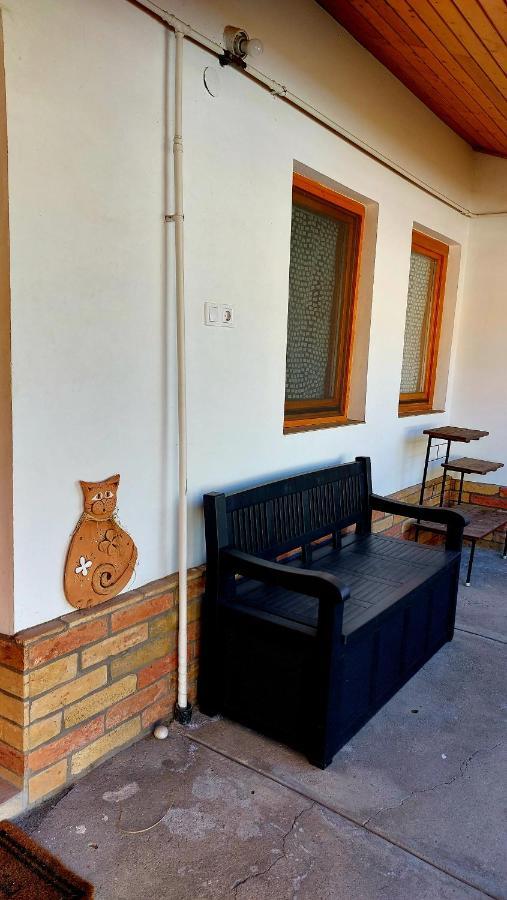 Mandula Apartman Szeged Luaran gambar