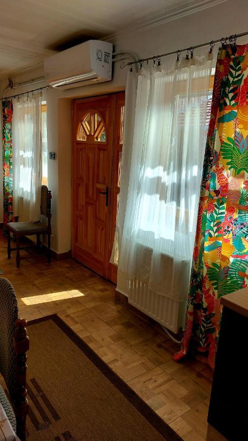 Mandula Apartman Szeged Luaran gambar